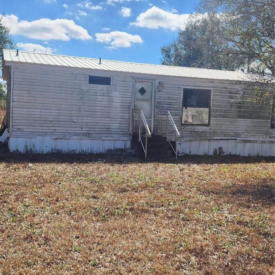 Property Photo: 107 College Lane FL 33890