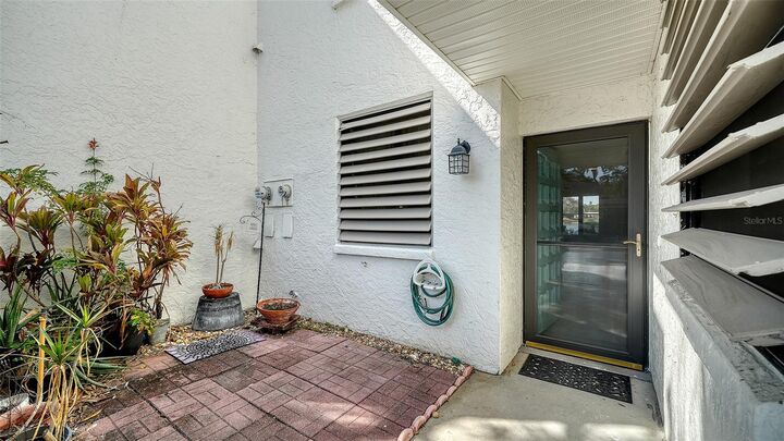Property Photo: 214 Lakewood Drive 214 FL 34210
