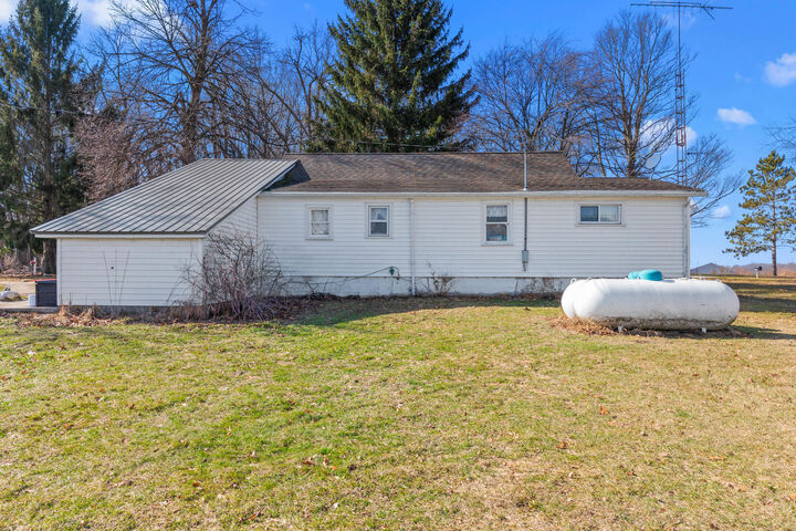Property Photo: 11695 Riker Road MI 49252