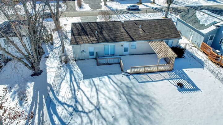 Property Photo:  1906 Fairfield Road  IL 60046 