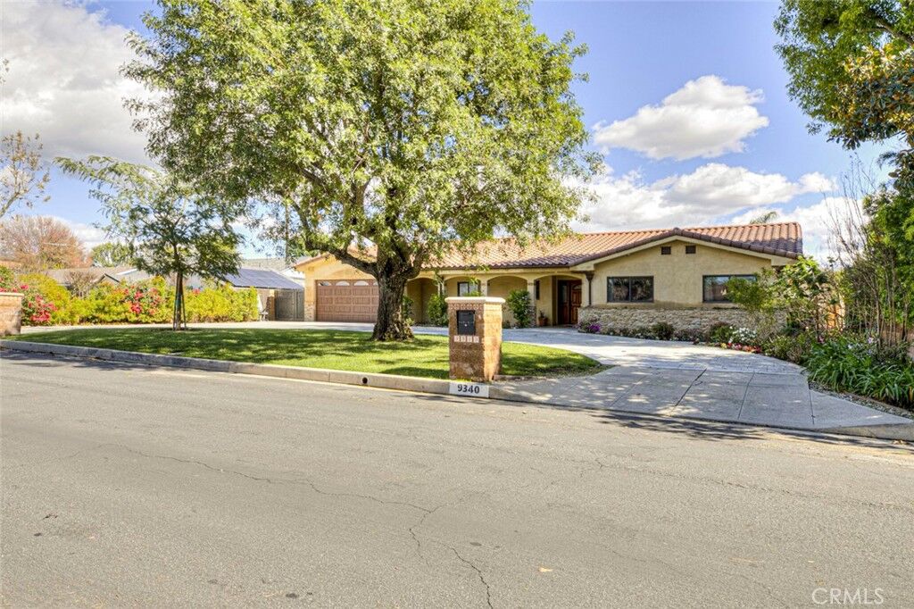 Property Photo:  9340 Bianca  CA 91325 