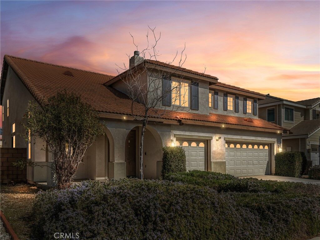 Property Photo:  11798 Alana Way  CA 92392 