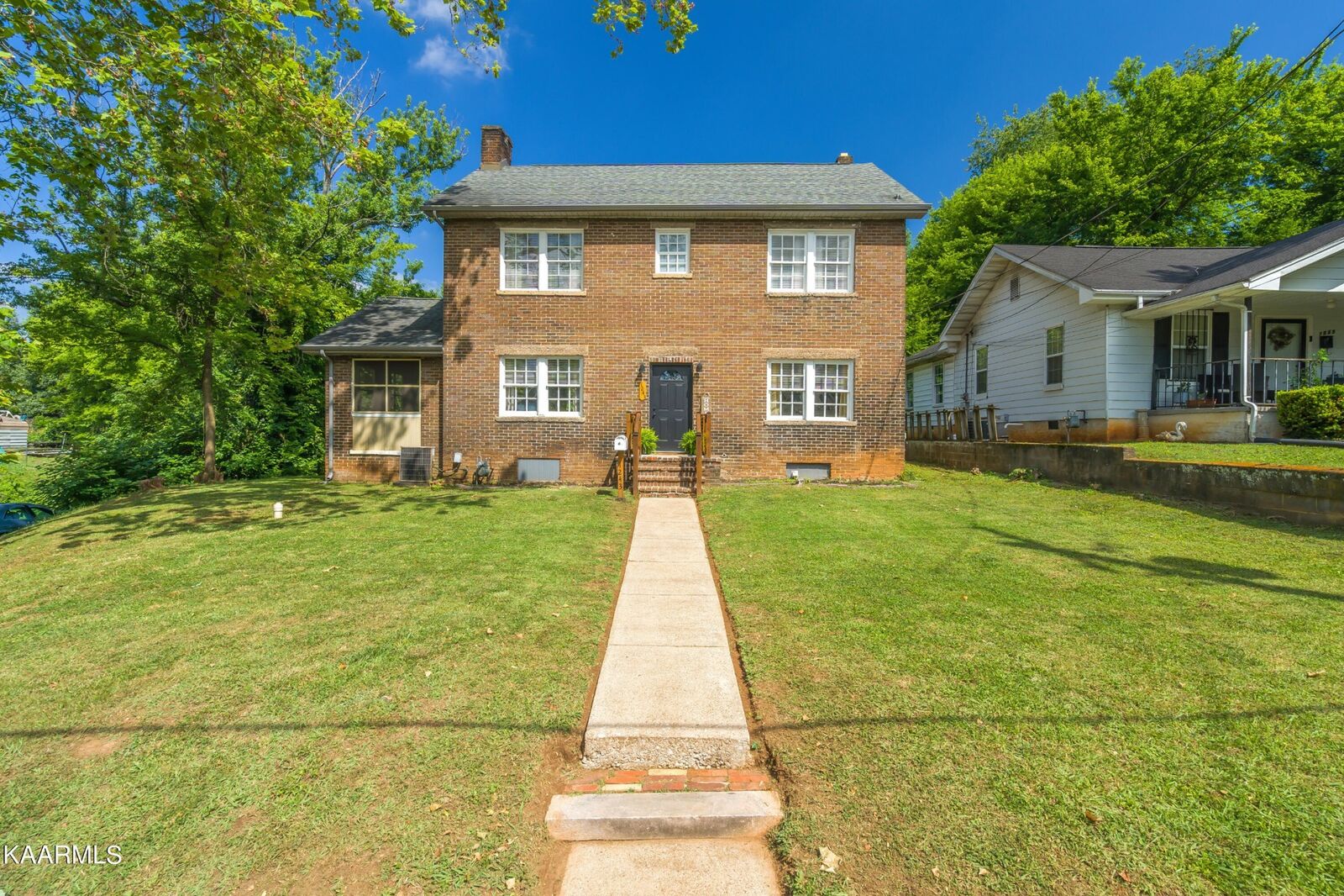 Property Photo:  1243 Exeter Ave  TN 37921 