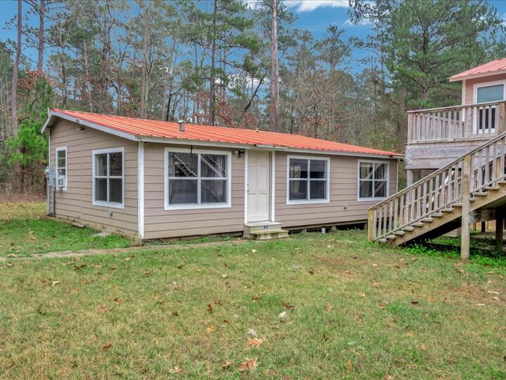 Property Photo: 225 County Road 3360 TX 75972