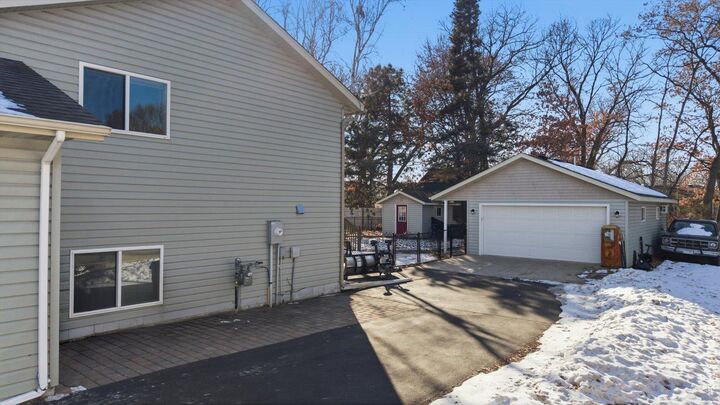 Property Photo:  909 4th Avenue E  MN 56377 