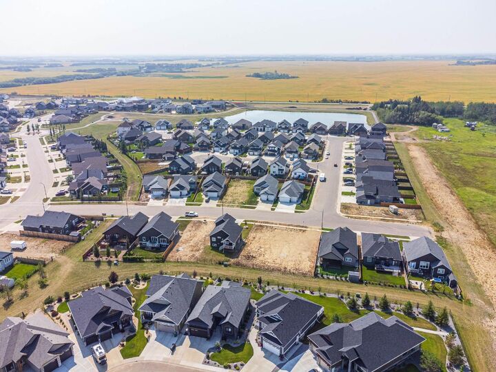 Property Photo: 6202 19 Street AB T9V 3R9