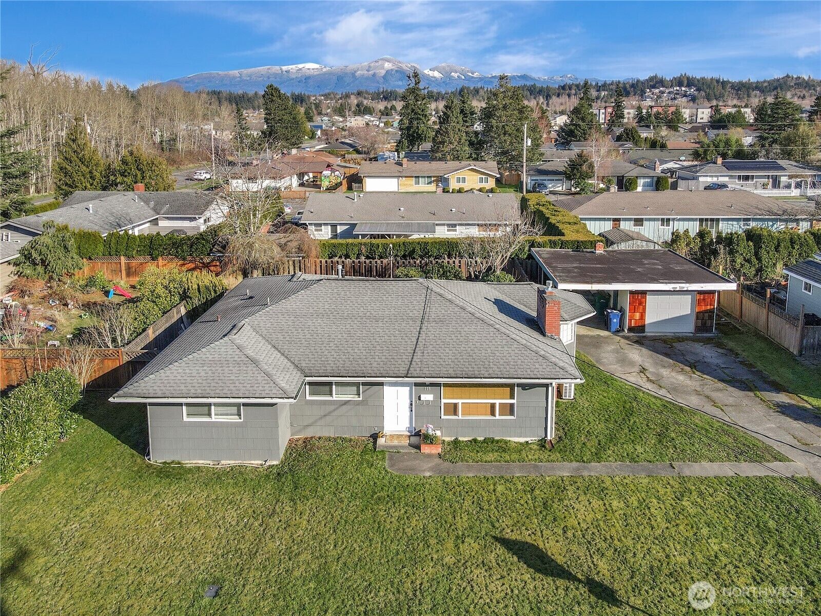 Property Photo:  908 S 18th Street  WA 98274 