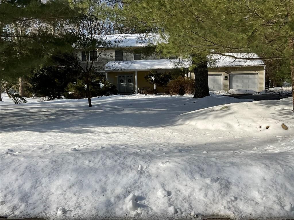 Property Photo:  25 Lynn Circle  RI 02818 