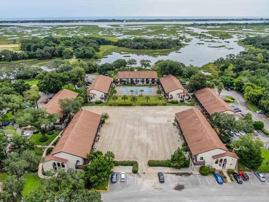Property Photo:  1255 A Ponce Island Dr 712  FL 32095 