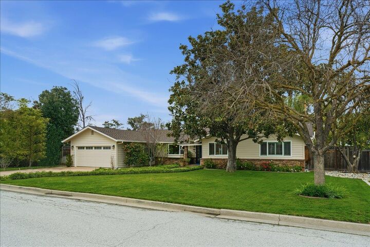 Property Photo: 19095 Saratoga Glen Place CA 95070