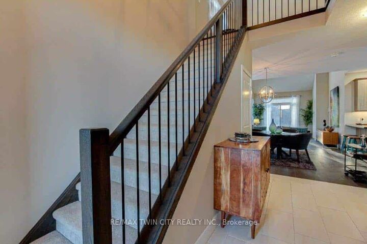 Property Photo: 2100 Evans Boulevard ON N6M 0J6