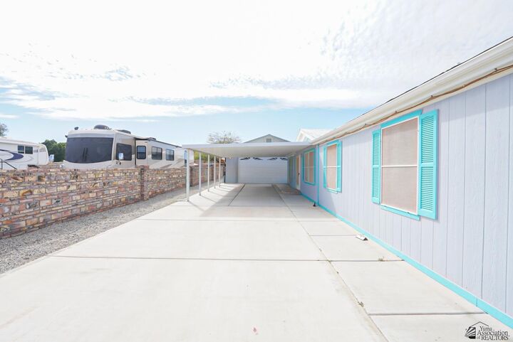 Property Photo:  13593 E 54 Dr  AZ 85367 