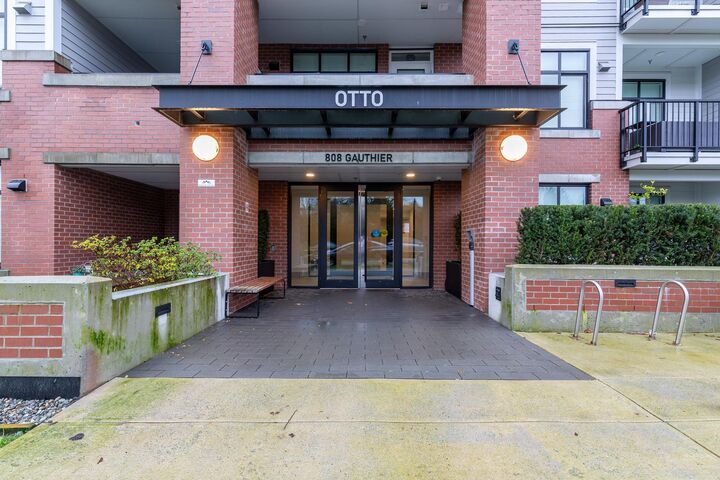 Property Photo:  808 Gauthier Avenue 211  BC V3K 0H1 