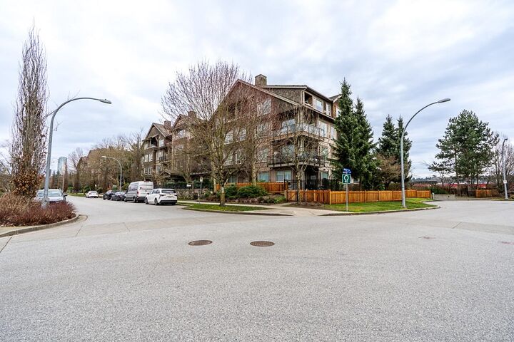 Property Photo:  250 Salter Street 112  BC V3M 0B7 