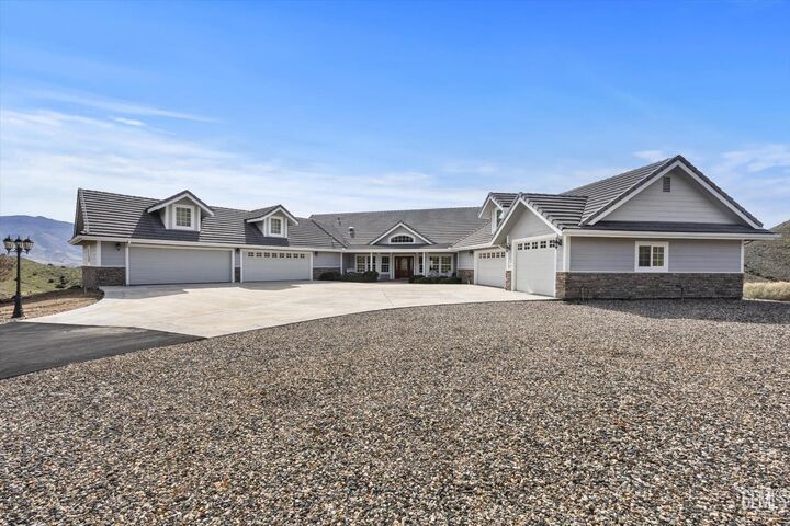 Property Photo:  7364 Sierra Way  CA 93238 