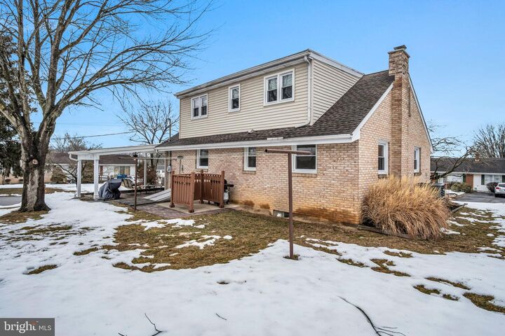 Property Photo:  1972 Douglas Drive  PA 17013 