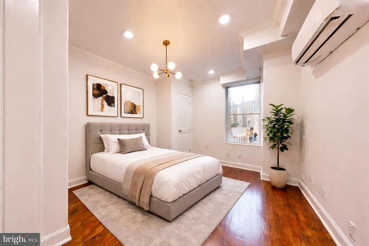 Property Photo:  1315 Pennsylvania Avenue SE B  DC 20003 