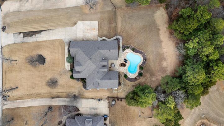 Property Photo: 408 Huntcliff Drive AR 72404