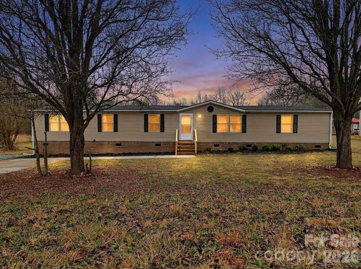 Property Photo:  5944 Lewis Road  NC 28052 