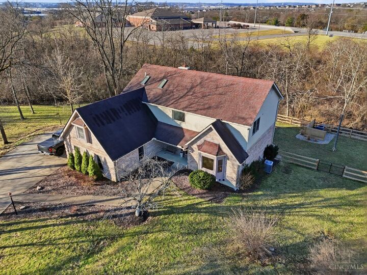 Property Photo:  7395 Wethersfield Drive  OH 45069 