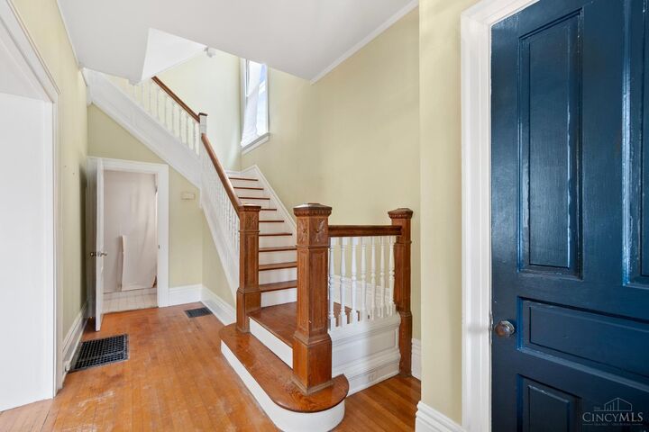 Property Photo:  3315 Morrison Avenue  OH 45220 