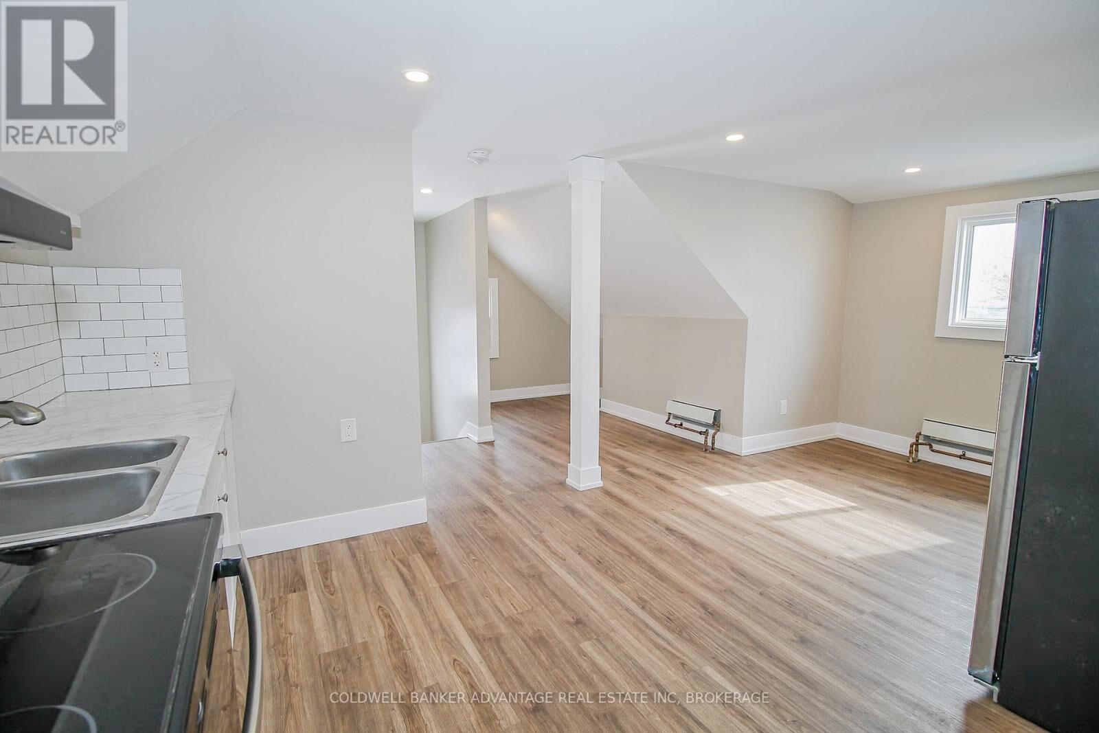 Photo de la propriété:  181 Welland Street Upper  ON L3K 1V2 