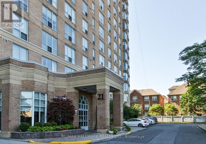 Property Photo:  21 Overlea Boulevard 1103  ON M4H 1P2 