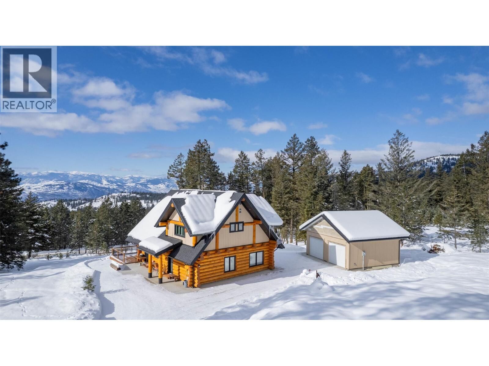 Property Photo: 185 Caribou Way BC V0H 1V6