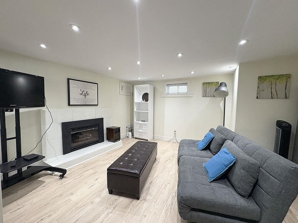 Property Photo: 13220 16 Avenue BC V4A 1P3