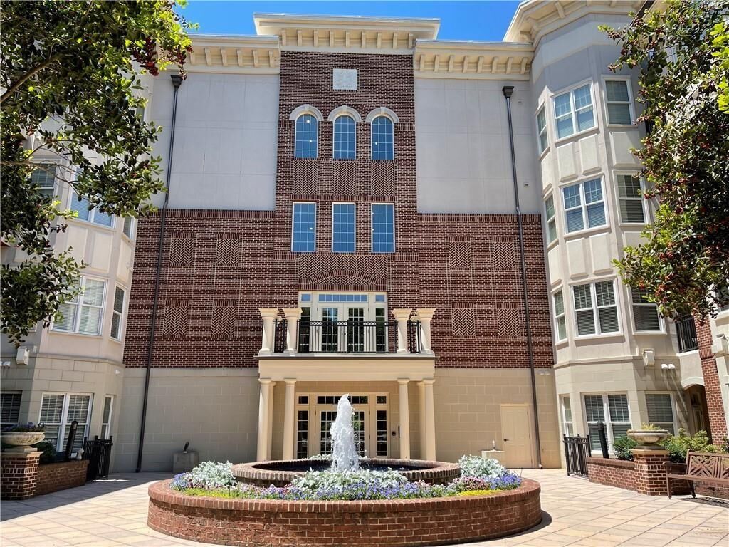 Property Photo: 3635 E Paces Circle NE 1407 GA 30326