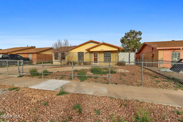 Property Photo:  10812 Aquamarine Street  TX 79924 