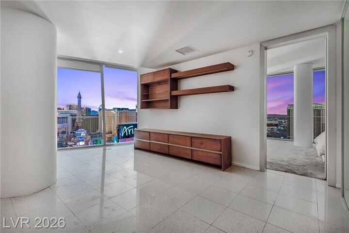 Property Photo:  3722 Las Vegas Boulevard 2506  NV 89158 