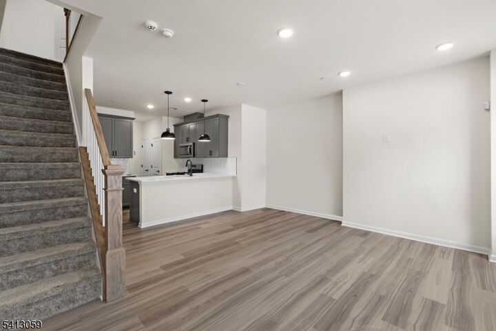 Property Photo:  2 Sadie Cir 2104  NJ 07083 