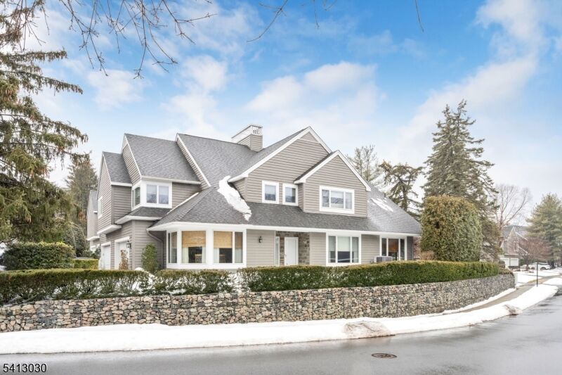 Property Photo: 122 Brewster Rd NJ 07481