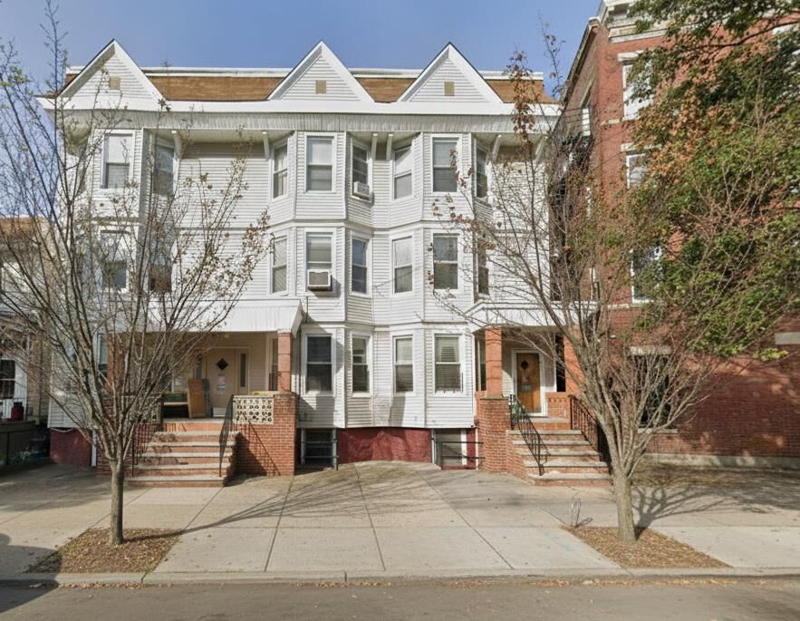 Property Photo:  47 Liberty Ave 3  NJ 07306 