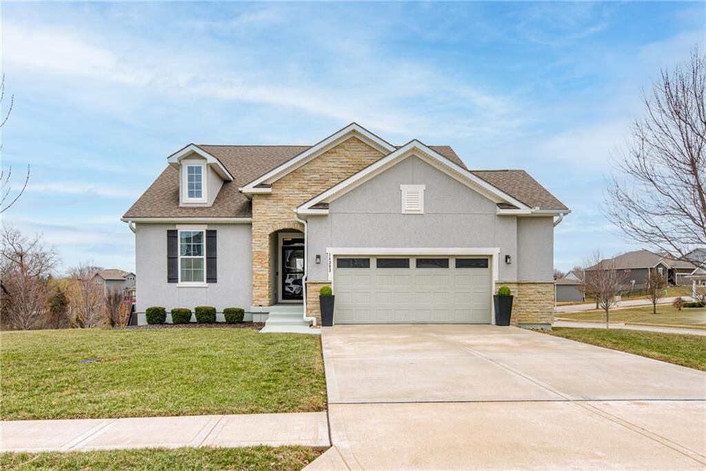 Property Photo:  14383 S Houston Street  KS 66061 