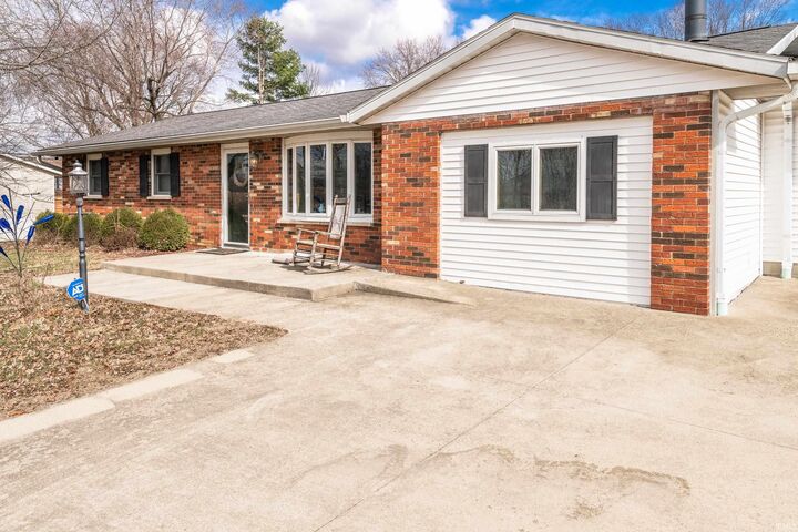 Property Photo:  13531 E Woodview Hills Lane  IN 47459 