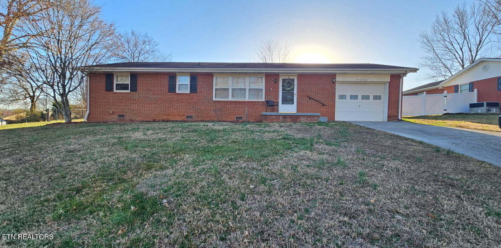 Property Photo:  7933 Ewing Rd  TN 37849 