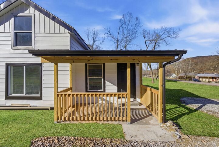 Property Photo:  2919 Scaffold Cane Road  KY 40403 