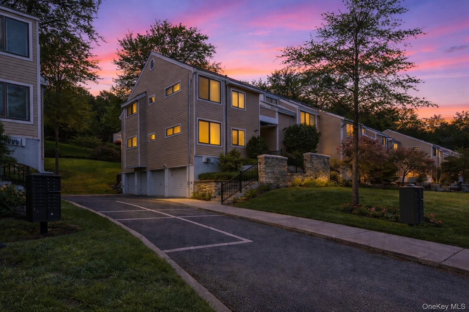 Property Photo:  168 Birchwood Close  NY 10514 