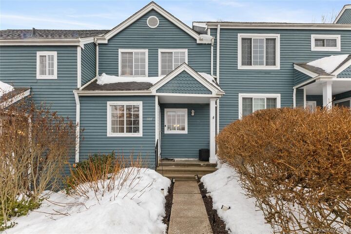 Property Photo:  1107 Somerset Knoll  NY 10509 