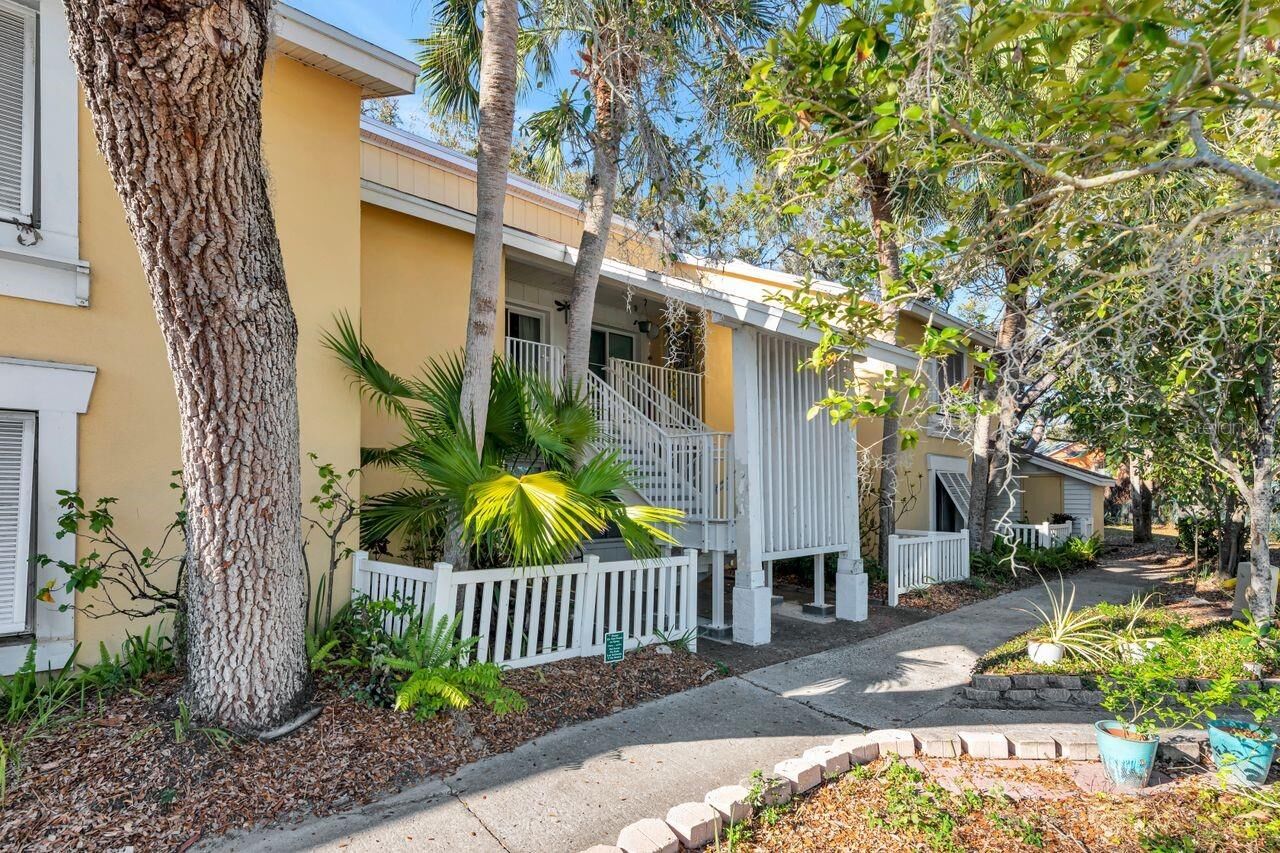 Property Photo:  3765 41st Street S K  FL 33711 