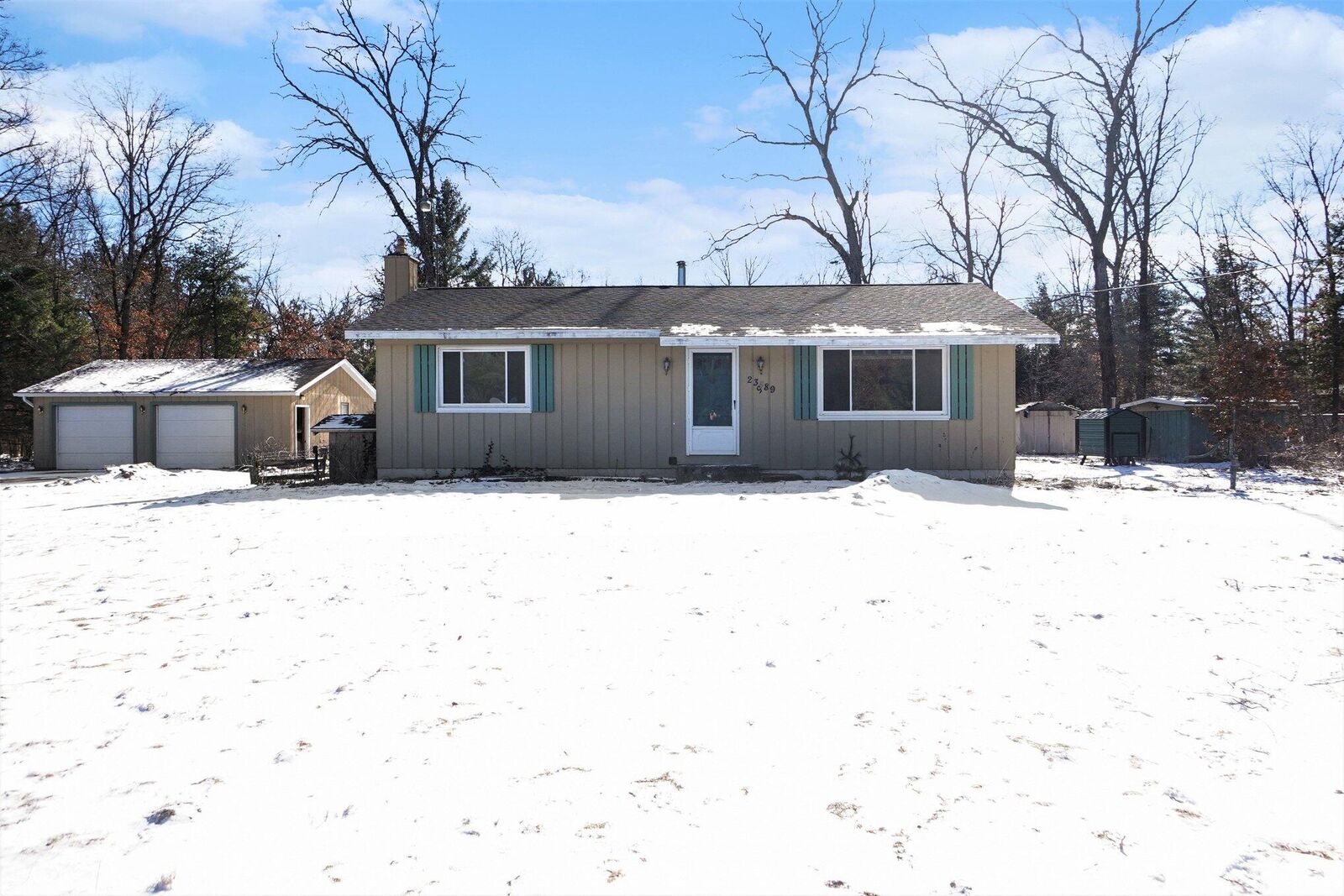 Property Photo:  23589 Gates Road  MI 49329 