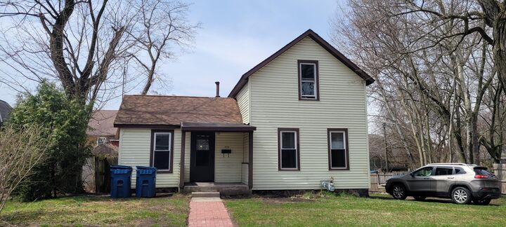 Property Photo:  519 S Union Street  MI 49420 