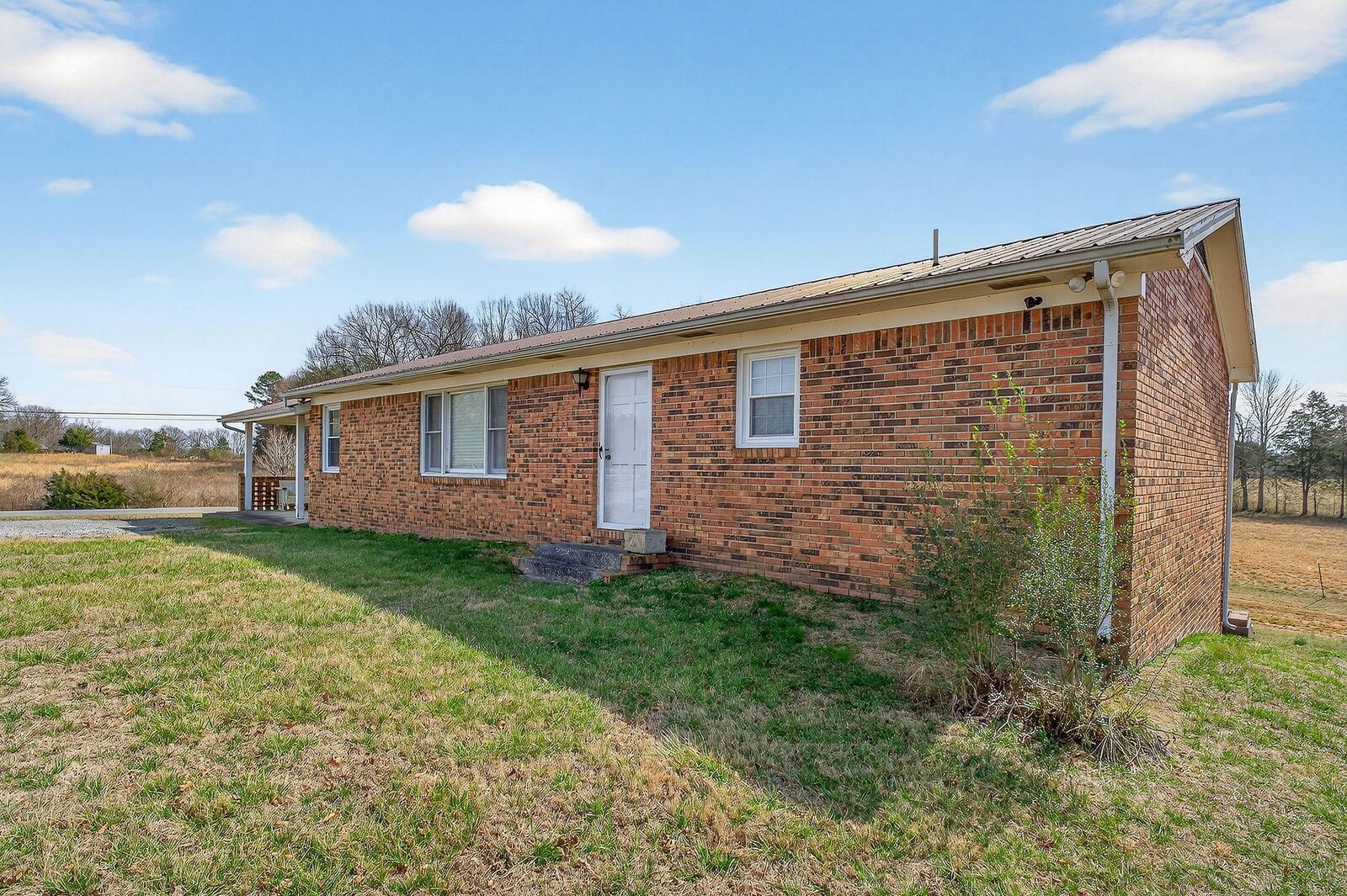 Property Photo:  468 Green Hill Rd  TN 37166 