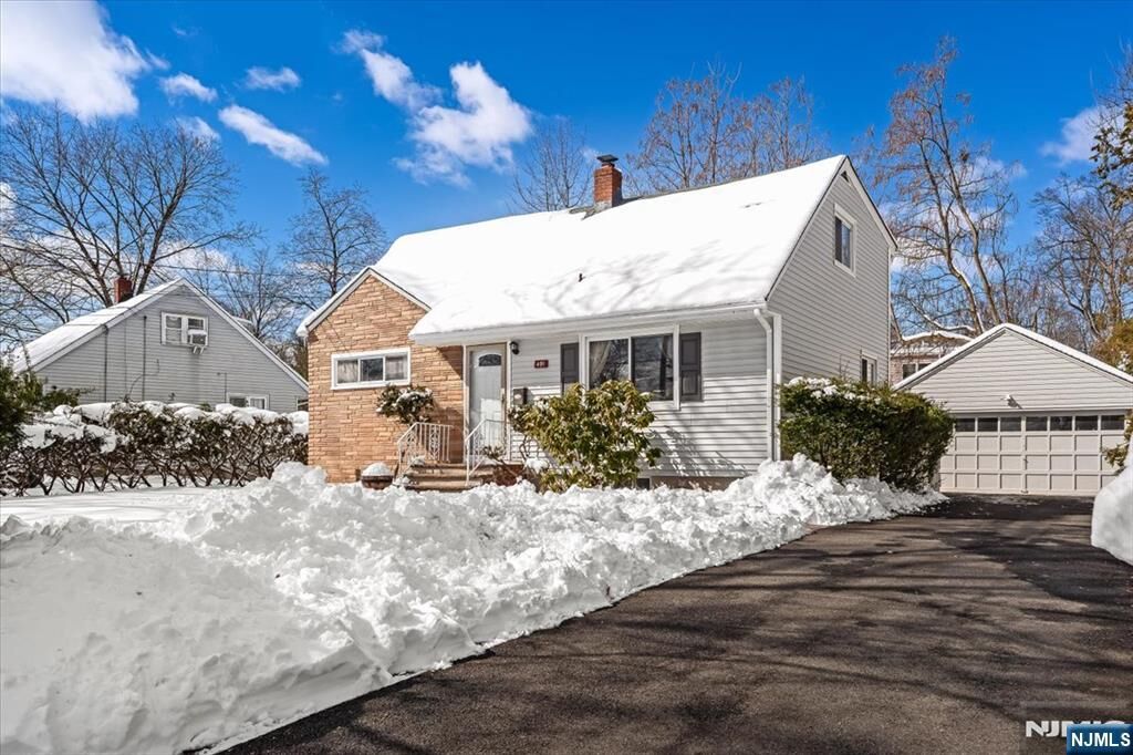 Property Photo: 491 Dorchester Road NJ 07450