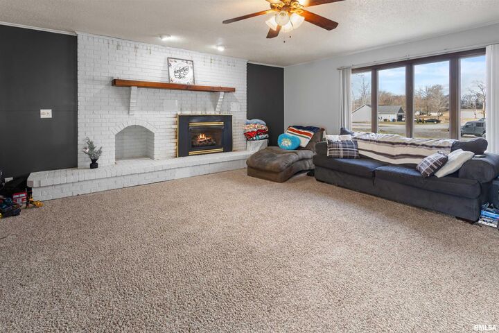 Property Photo:  16391 Old Creal Springs Road  IL 62959 