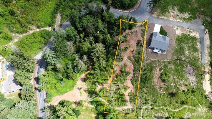 Property Photo:  118  Tillicum Drive  WA 98532 