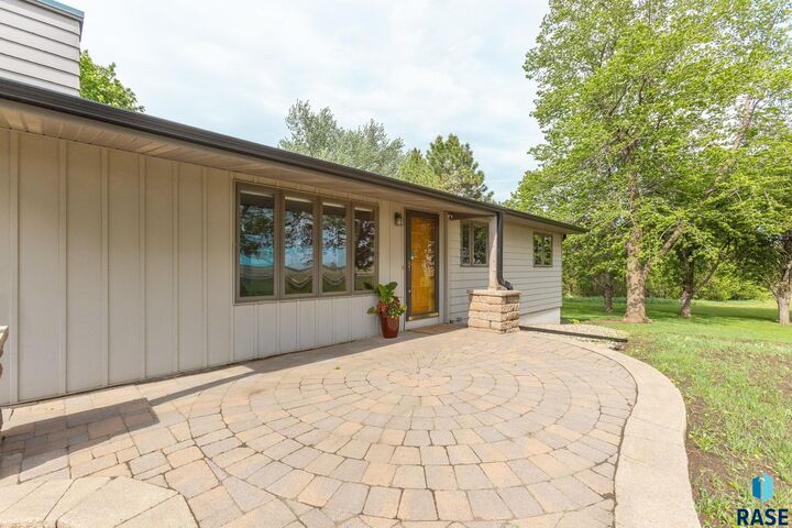 Property Photo: 47516 271st St Street SD 57032