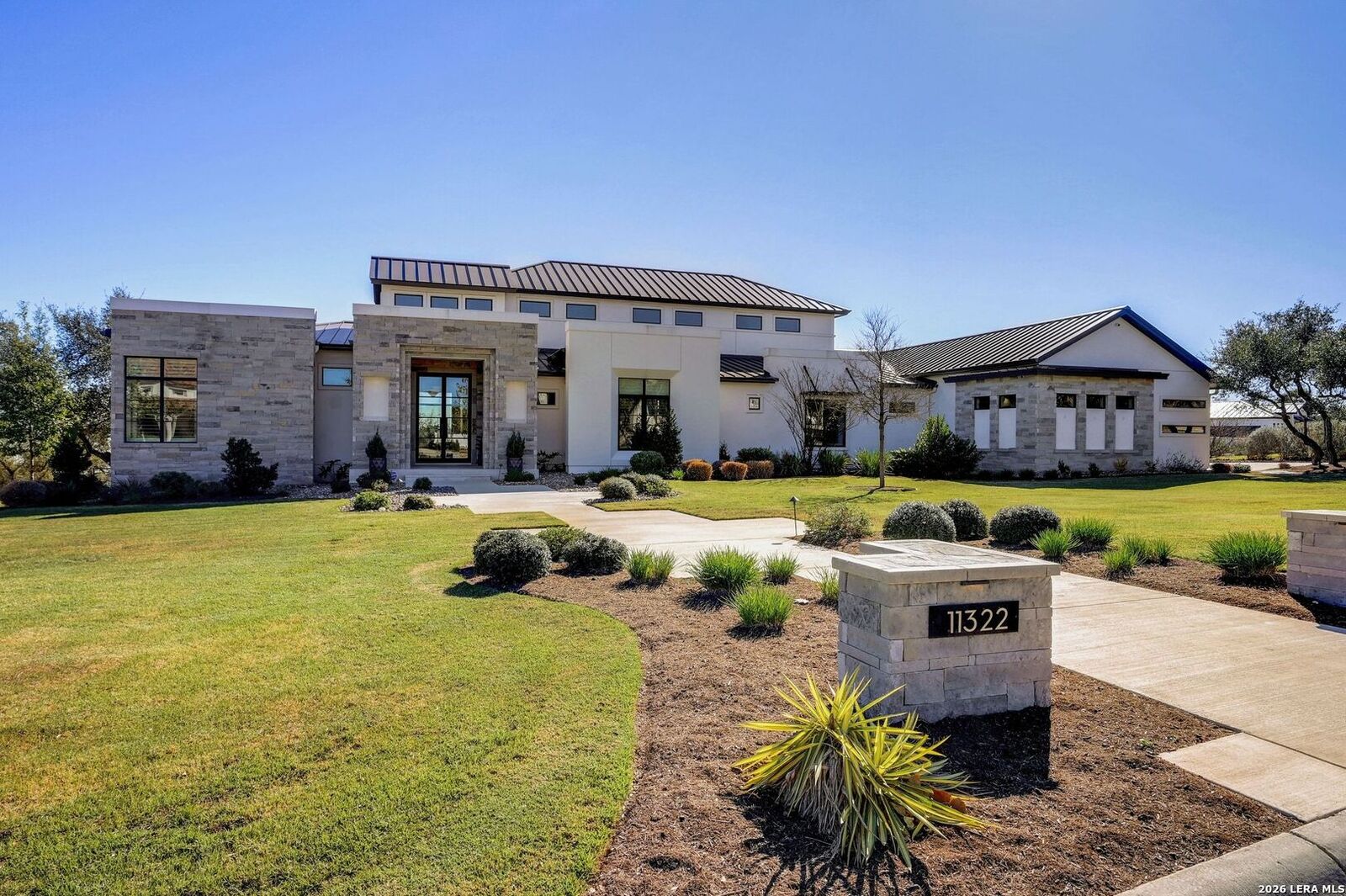 Property Photo:  11322 Montell Point  TX 78006 